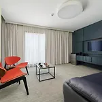 Aparthotel Gwarna City Center By Renters 3*