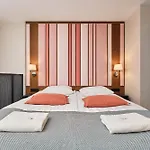 Gwarna City Center By Renters