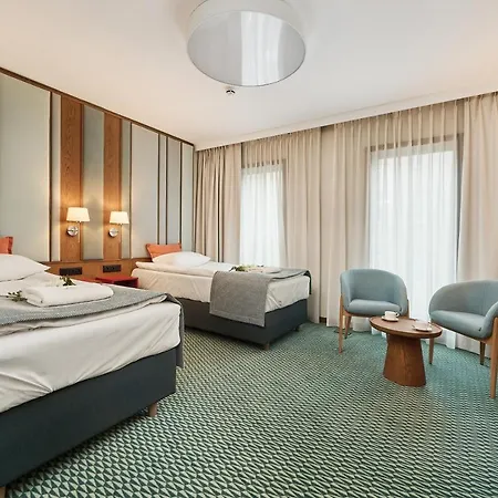 Gwarna City Center By Renters מלון דירות 3*