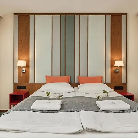 Gwarna City Center By Renters מלון דירות