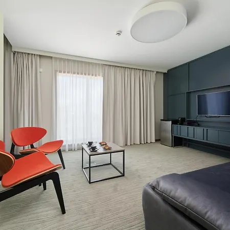 מלון דירות Gwarna City Center By Renters 3*
