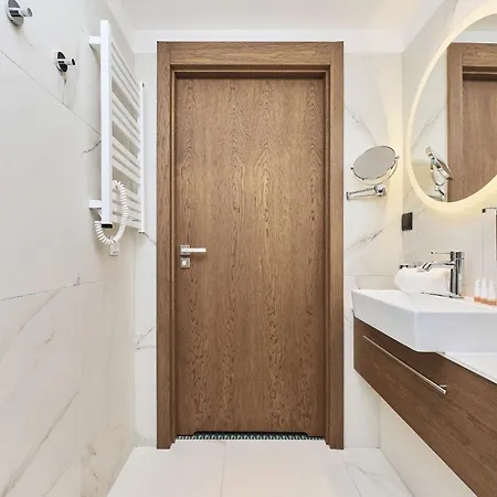 מלון דירות Gwarna City Center By Renters ורוצלב