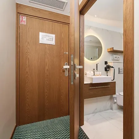 Gwarna City Center By Renters شقة فندقية