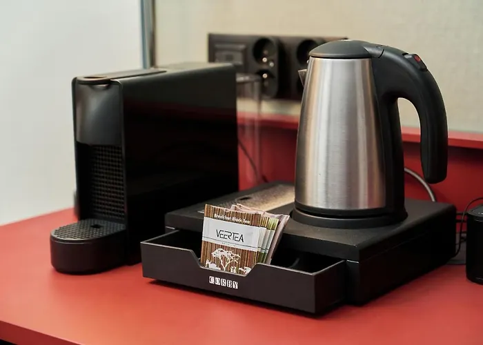 Aparthotel Gwarna City Center By Renters 3*