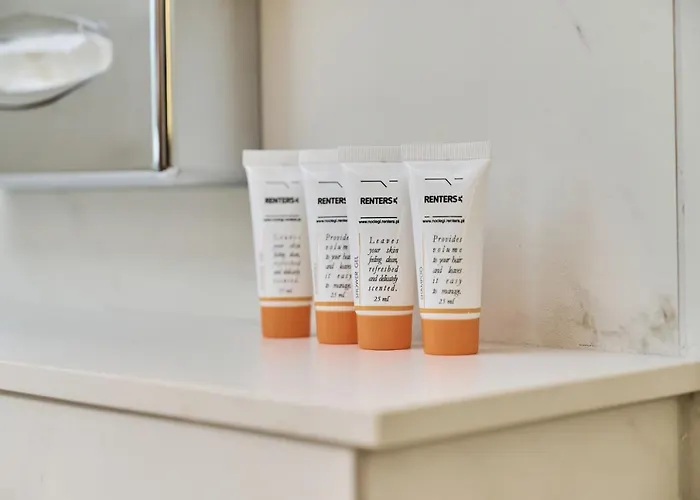 Aparthotel Gwarna City Center By Renters 3*