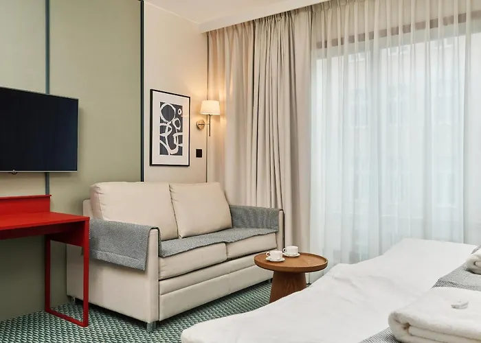 Aparthotel Gwarna City Center By Renters