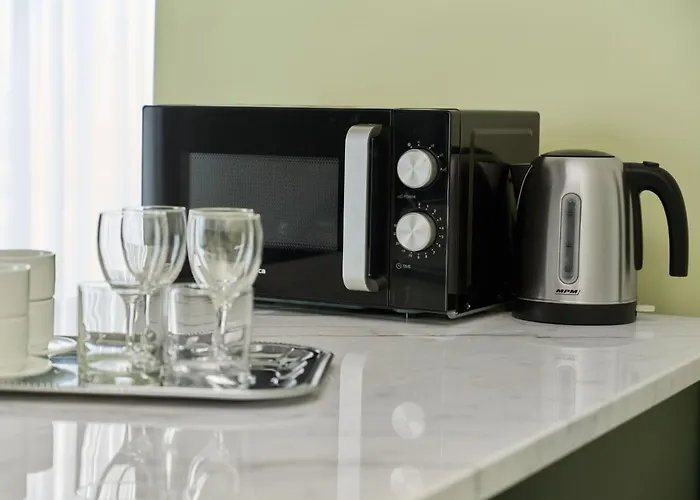 Gwarna City Center By Renters Aparthotel 3*