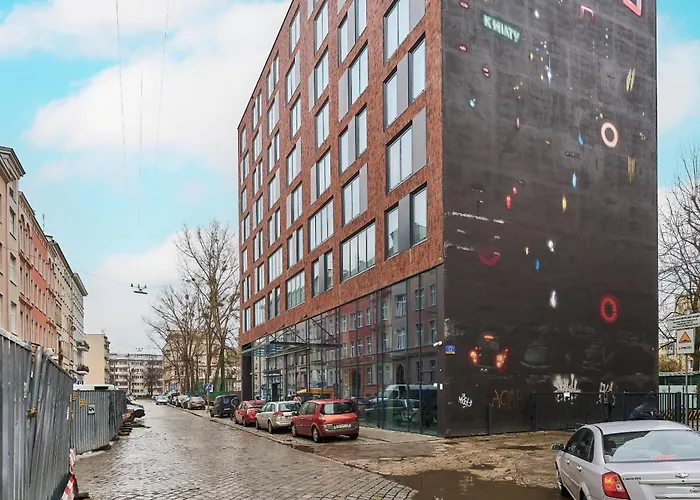 Gwarna City Center By Renters Aparthotel